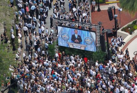 a4s_FLAGBUILDING111813f_11947935_8col