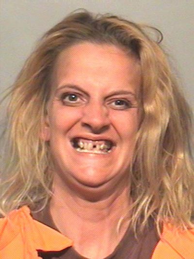 funny-wtf-mugshots-Woman-Teeth